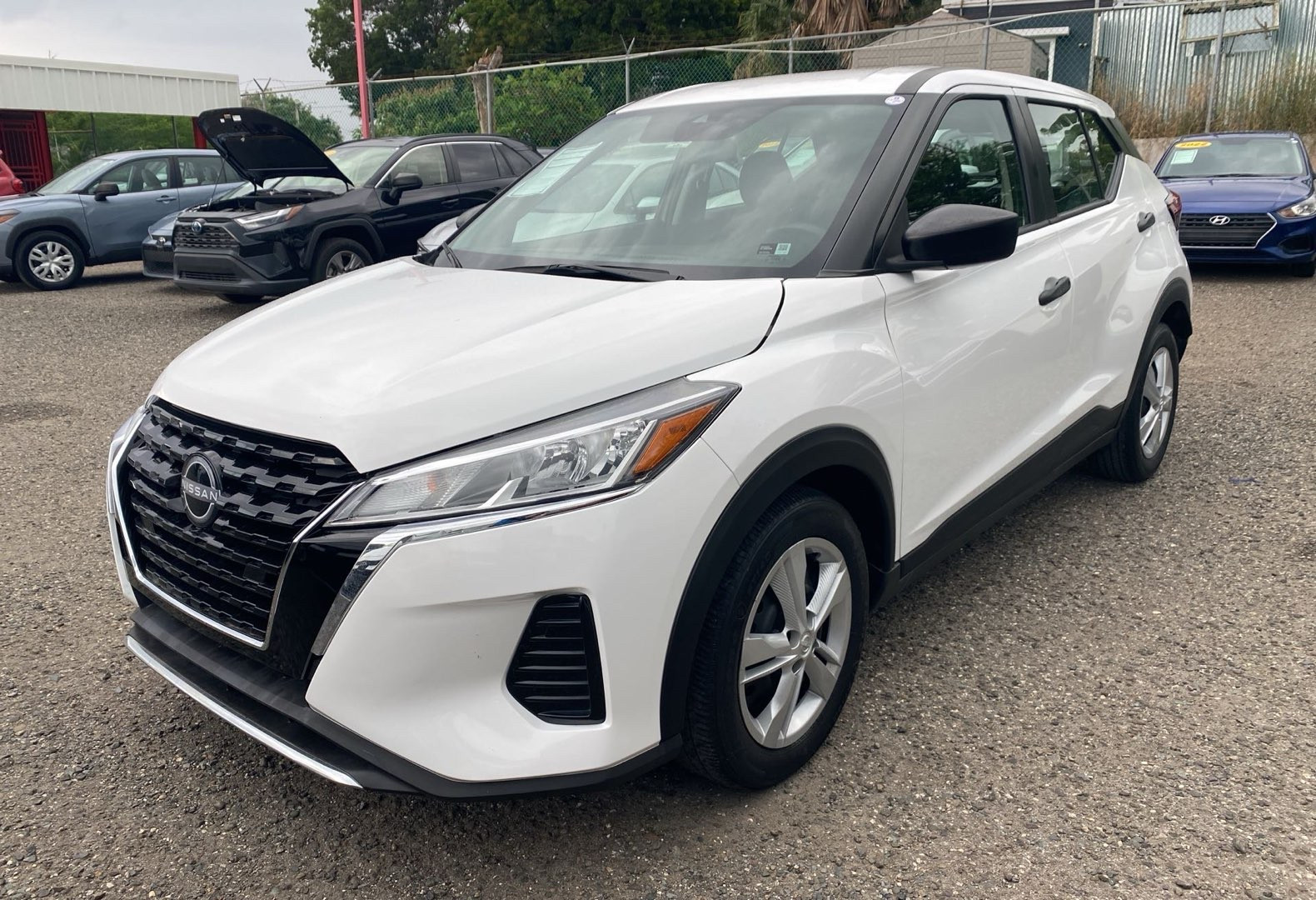 2024 Nissan Kicks S