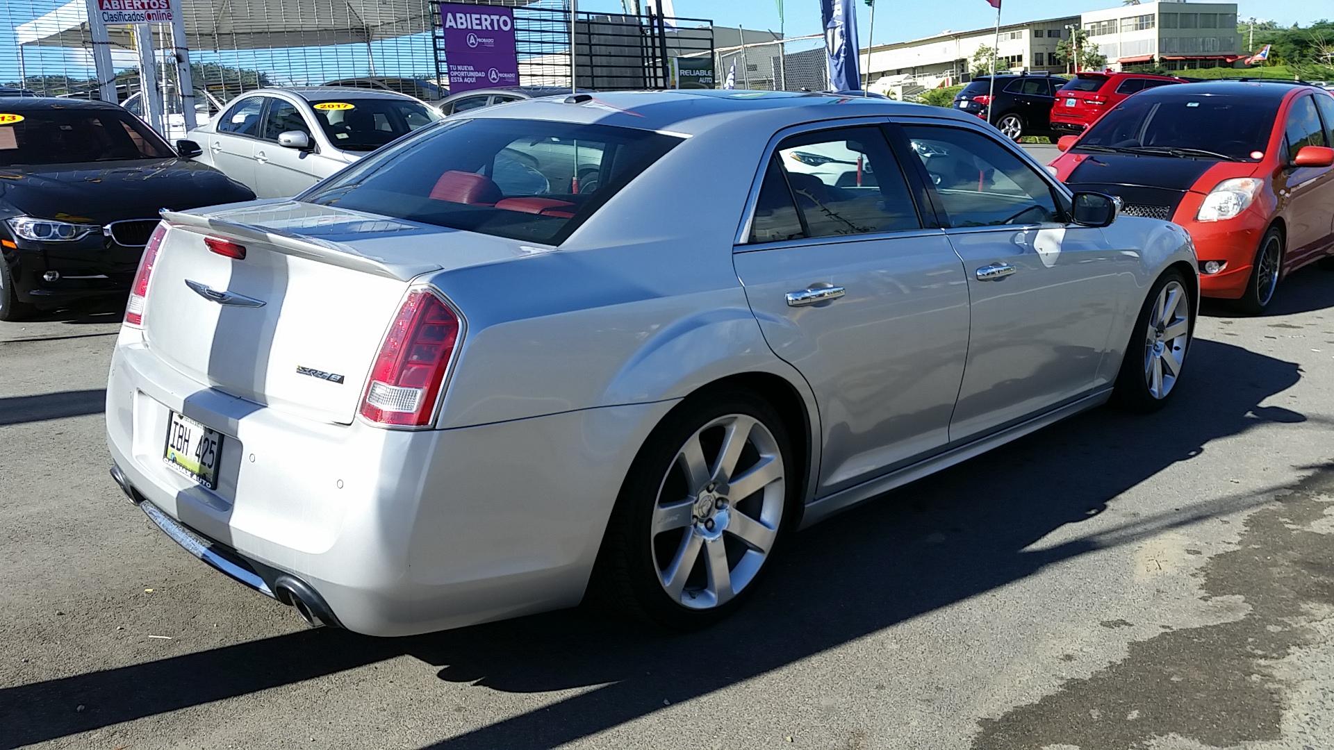 2012 Chrysler 300 SRT8 en Caguas, Puerto Rico, Puerto Rico Clasitronicos
