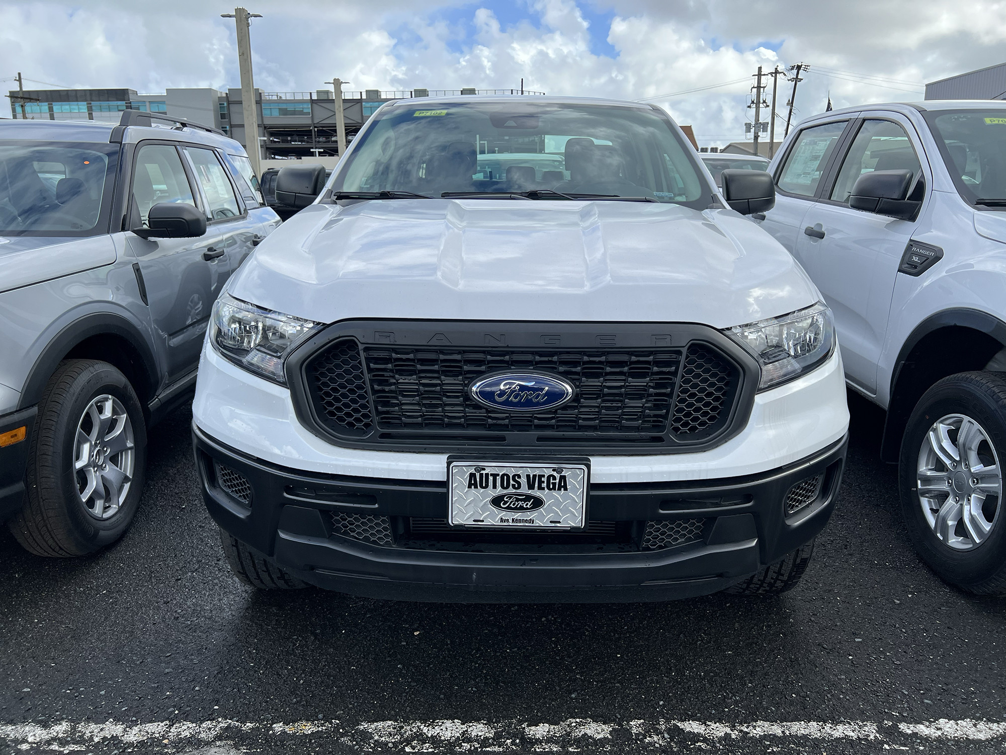 https://assets.dealerappcenter.com/dealergroups/86/vehicles/243956/ktip9b.jpg