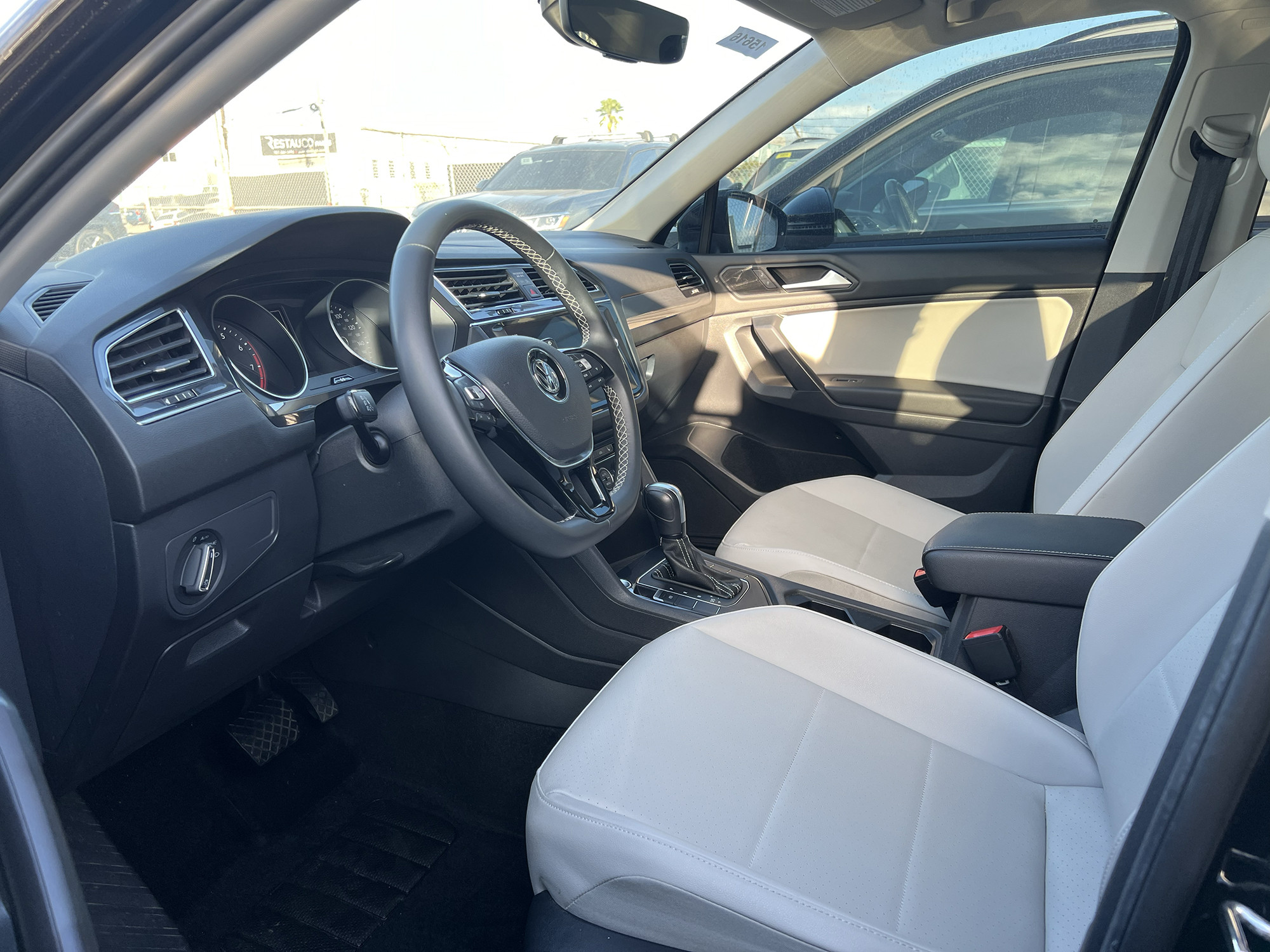 https://assets.dealerappcenter.com/dealergroups/86/vehicles/249436/UfHI6k.jpg