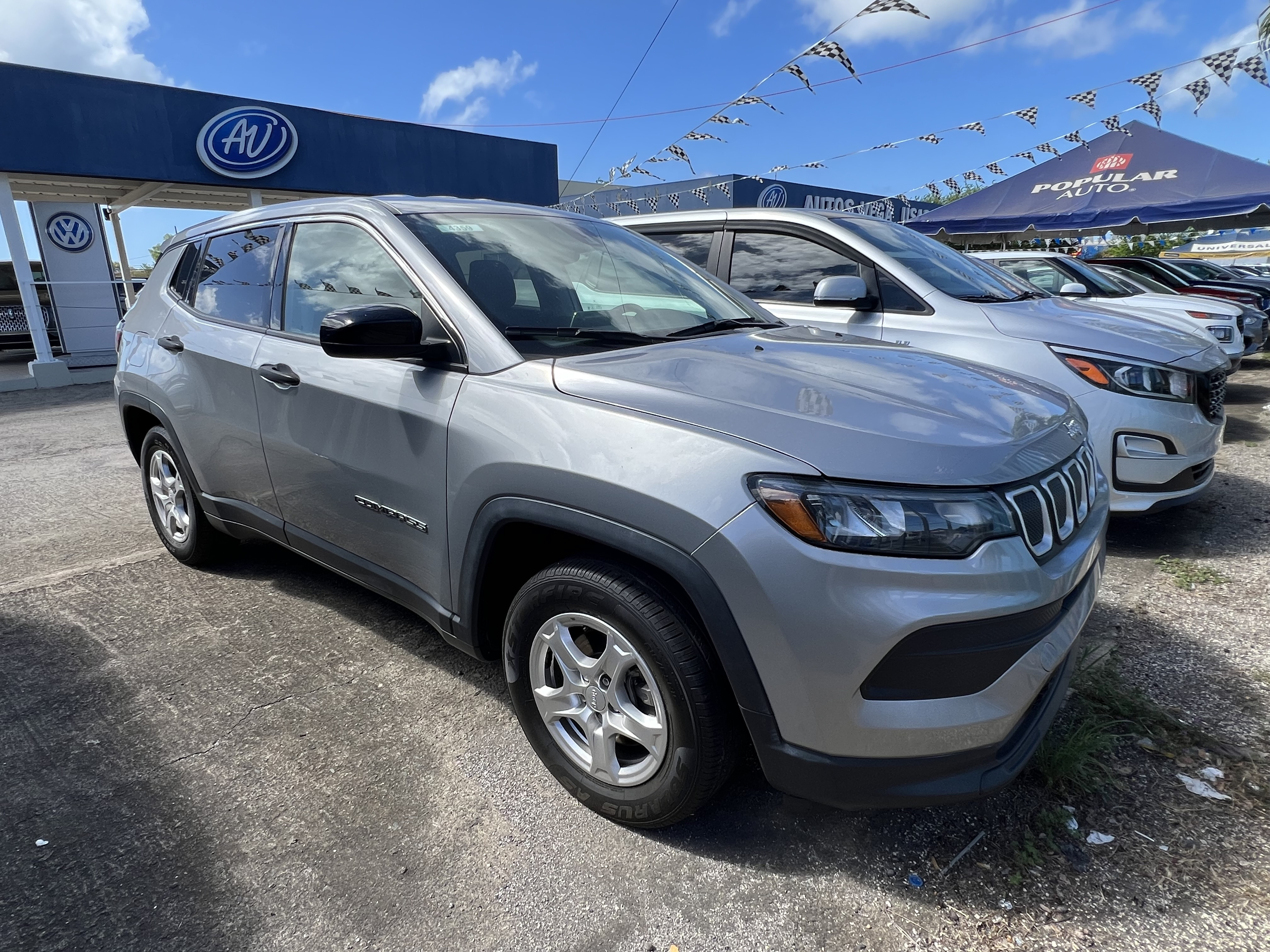 https://assets.dealerappcenter.com/dealergroups/86/vehicles/263400/BURdqX.jpeg