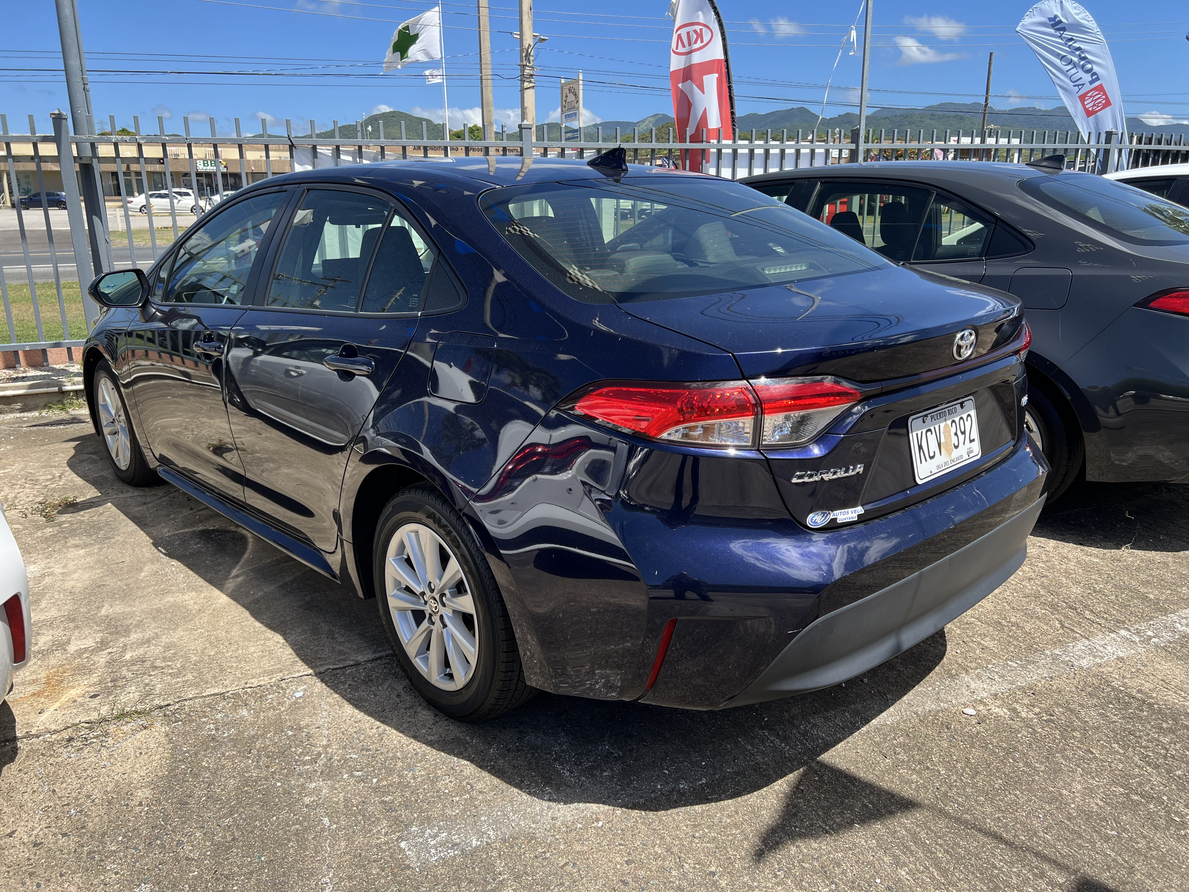 https://assets.dealerappcenter.com/dealergroups/86/vehicles/263404/h0iaby.jpeg