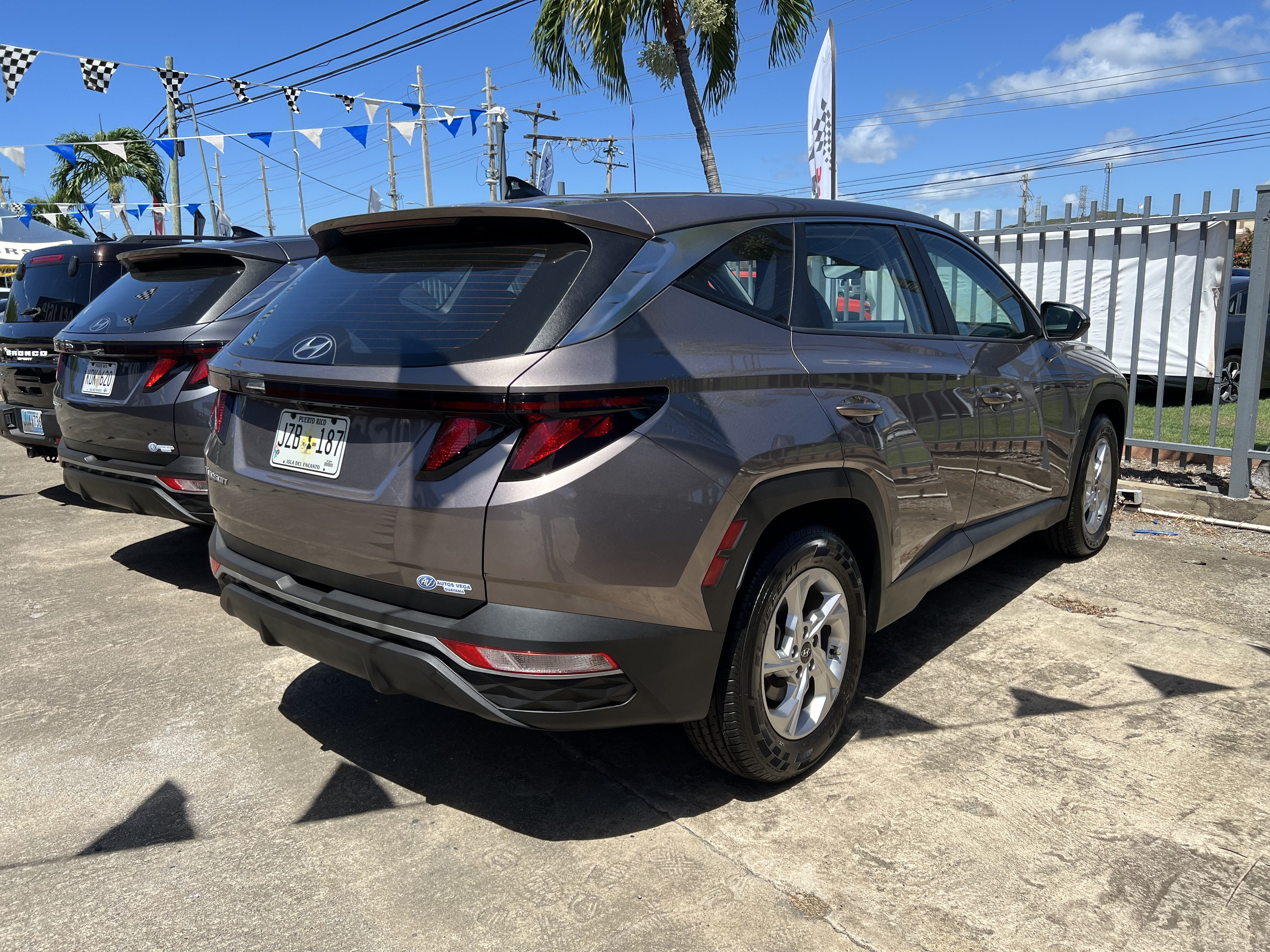 https://assets.dealerappcenter.com/dealergroups/86/vehicles/263413/ATgJzM.jpeg