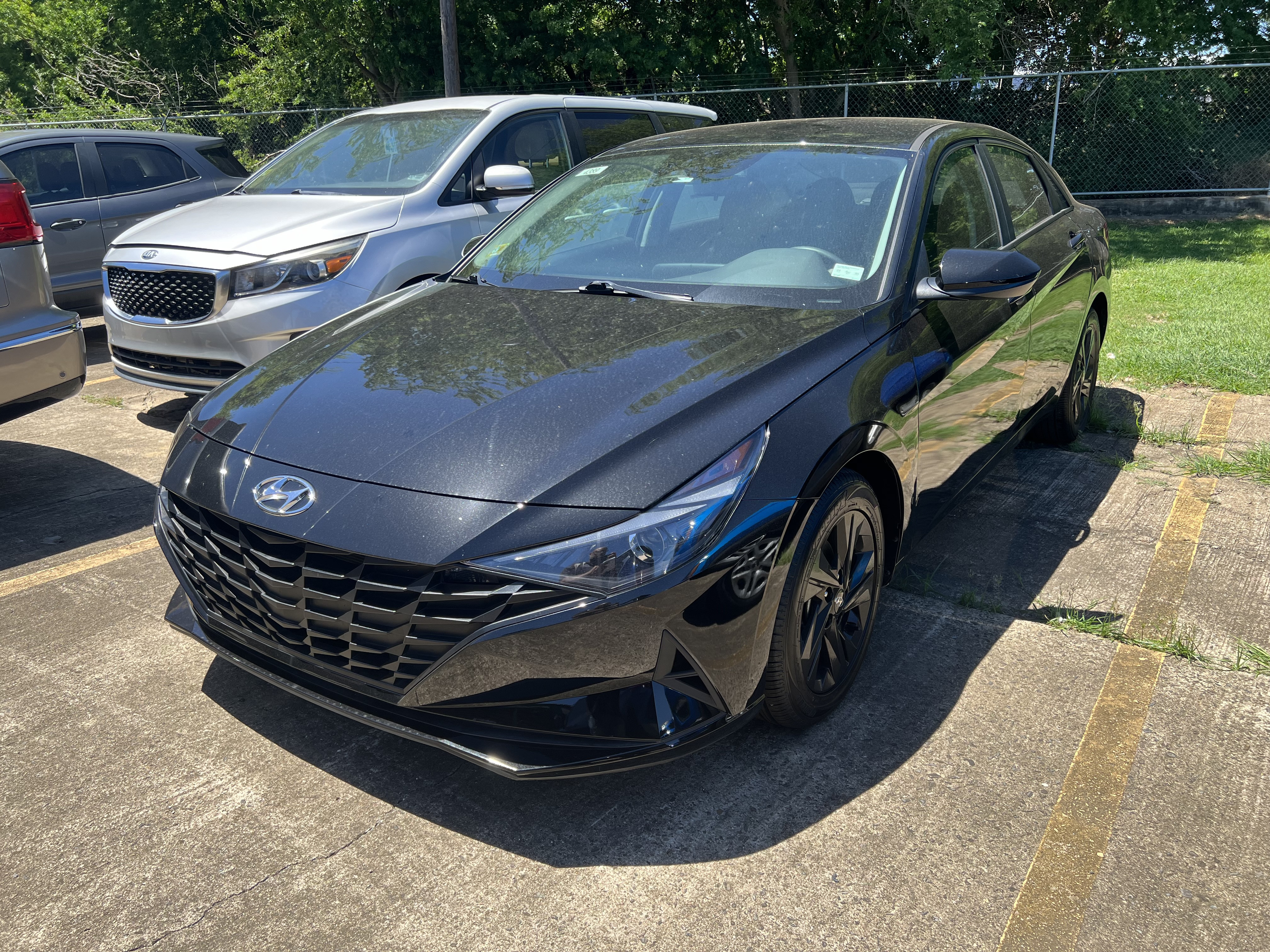 https://assets.dealerappcenter.com/dealergroups/86/vehicles/263414/MjjrVD.jpeg