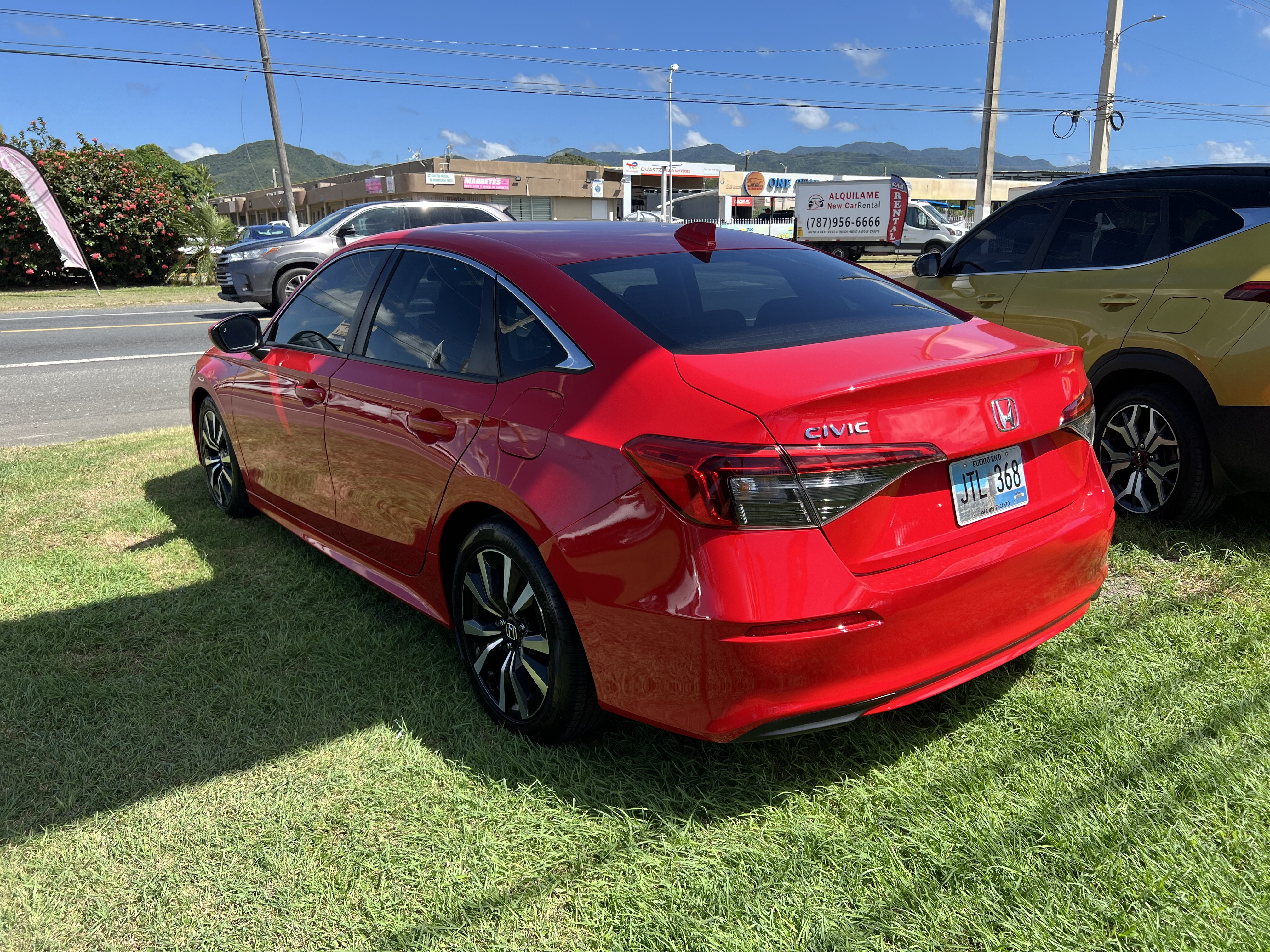 https://assets.dealerappcenter.com/dealergroups/86/vehicles/263415/2JykxU.jpeg