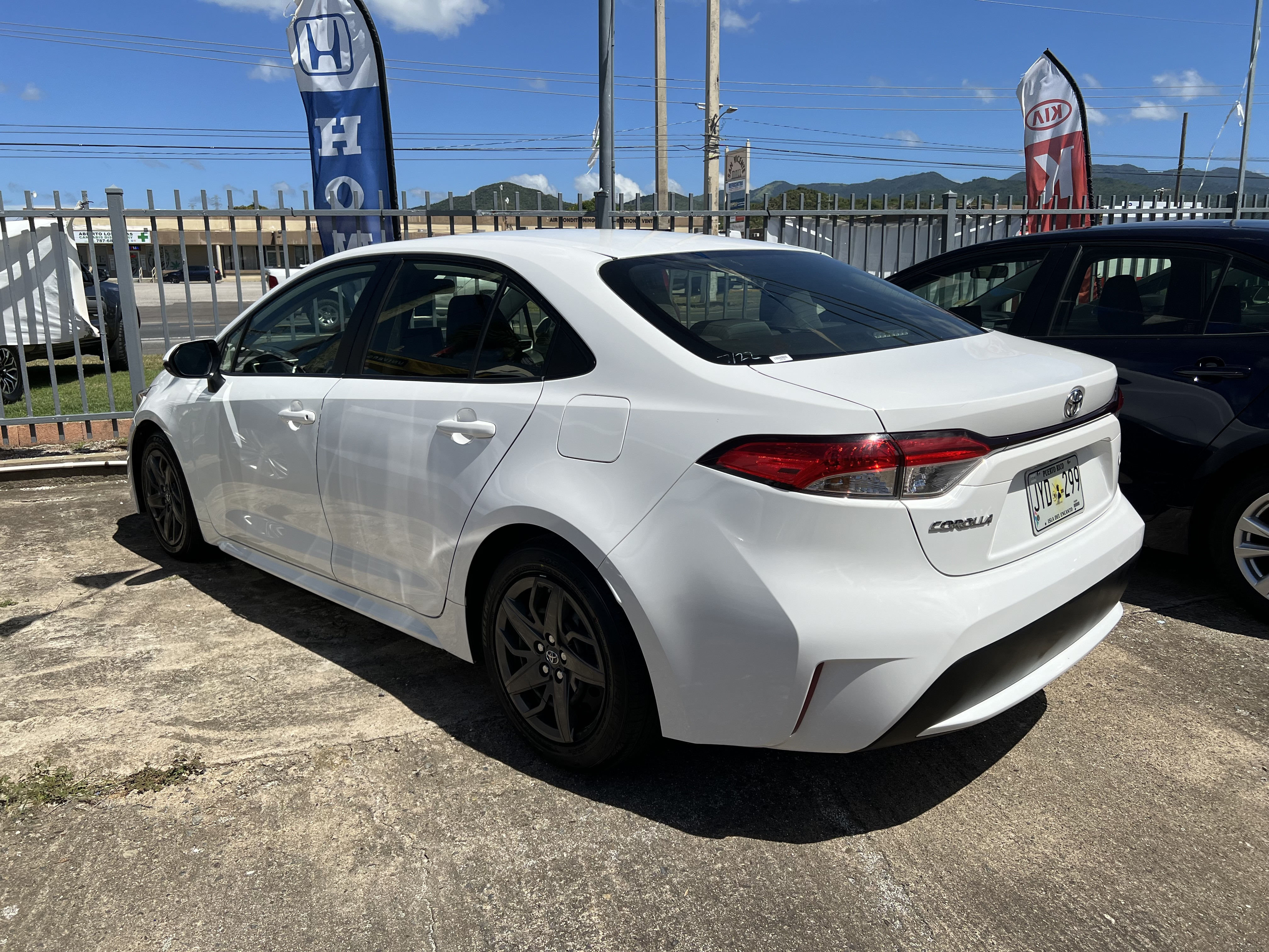 https://assets.dealerappcenter.com/dealergroups/86/vehicles/263434/M0Trru.jpeg
