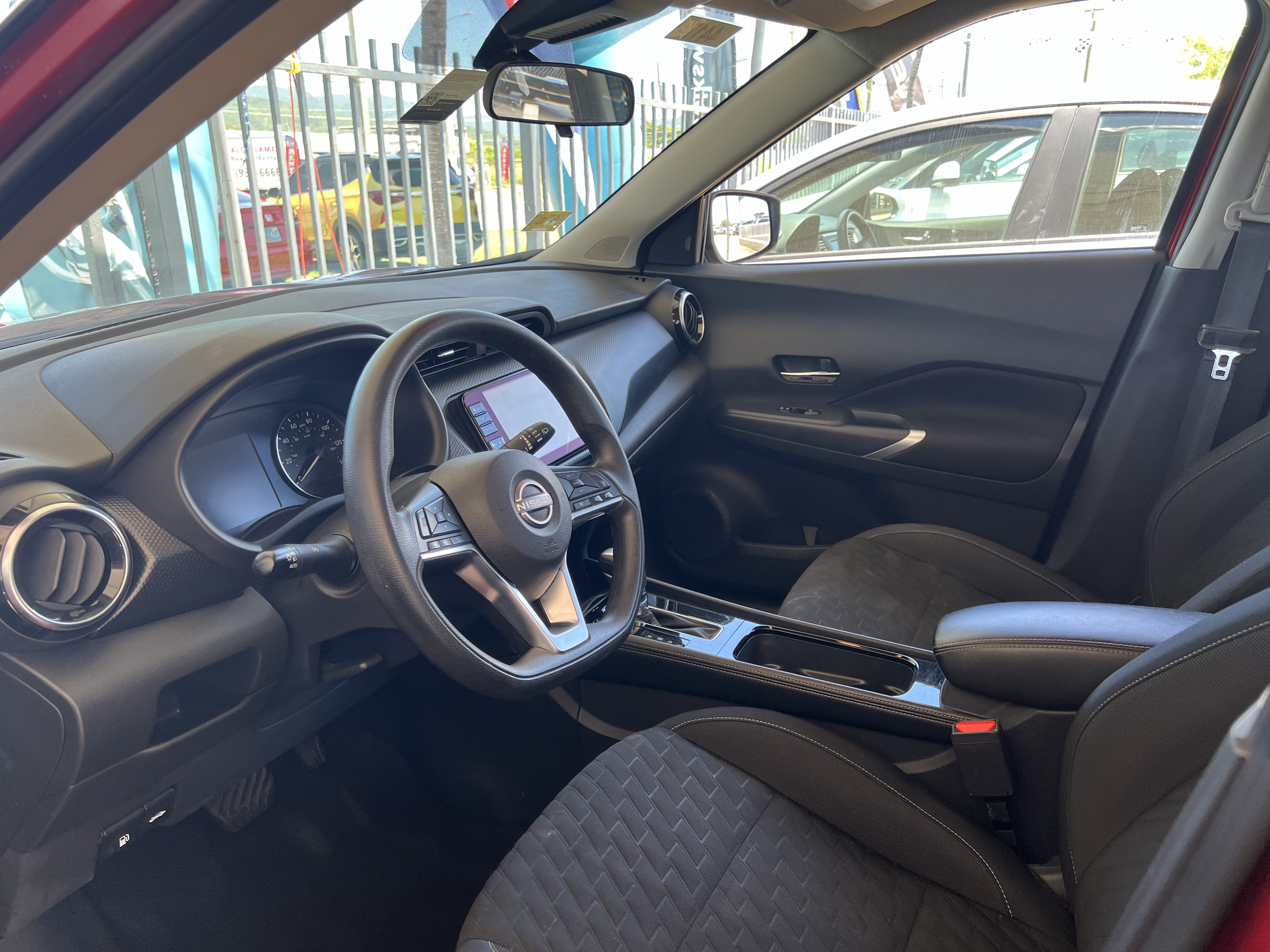 https://assets.dealerappcenter.com/dealergroups/86/vehicles/263540/HjPIbR.jpeg