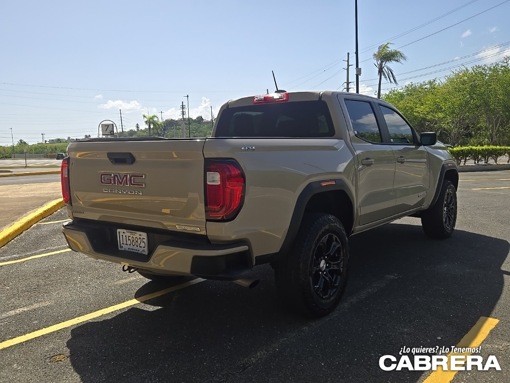 https://assets.dealerappcenter.com/dealergroups/88/vehicles/220211/IZBkDl.jpg